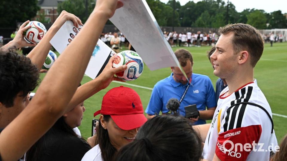 Bei den Fans ist Manuel Neuer sehr beliebt. Bild: Federico Gambarini/dpa