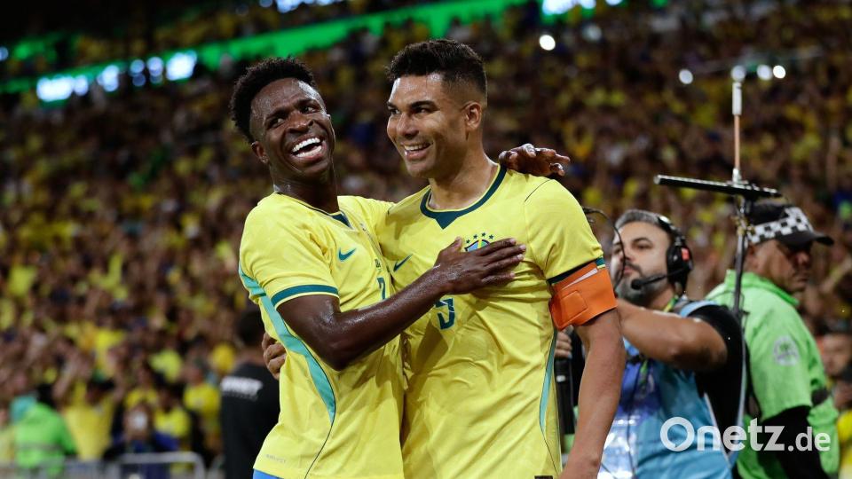 Brasiliens polarisierender Offensivstar: Vinícius Júnior (l.). (Archivbild) Bild: Bruna Prado/AP/dpa