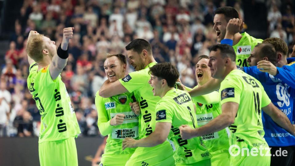 Die Berliner feiern den Einzug ins Finale der Champions League. Bild: Marius Becker/dpa