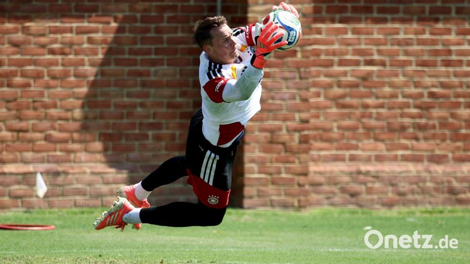 Manuel Neuer hat allen Kollegen im DFB-Kader etwas voraus. Bild: Christian Charisius/dpa