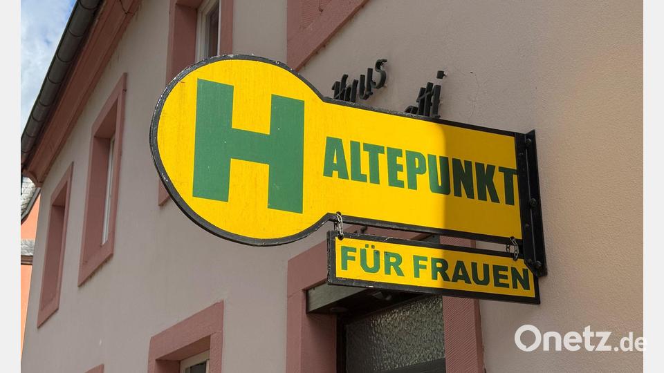 Im Café Haltepunkt können sich wohnungslose Frauen tagsüber aufhalten. Bild: Birgit Reichert/dpa
