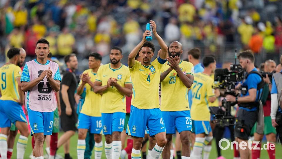 Startete mit einem Remis ins Turnier: Rekordweltmeister Brasilien. Bild: Frank Franklin II/AP/dpa