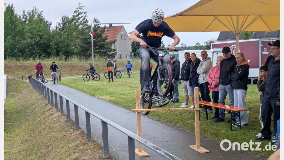 Christoph "Chrissi" Sölch ging bei der "Bunny-Hop-Challenge" als Sieger hervor. Bild: Paul Zrenner