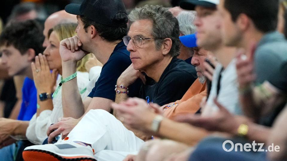 Ben Stiller war wieder unter den prominenten Zuschauern bei den NBA-Finals. Bild: Ross D. Franklin/AP/dpa