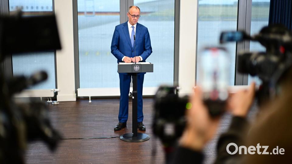 Bundeskanzler Merz sprach von einer fordernden Lage - aber auch von Chancen. Bild: Sebastian Gollnow/dpa