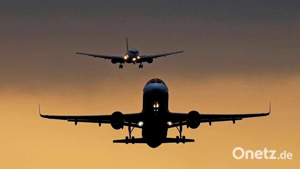 Hunderte Millionen Menschen fliegen jedes Jahr in der EU. (Archivbild) Bild: Gareth Fuller/PA Wire/dpa