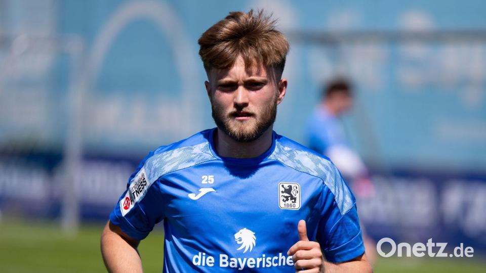 Mathew Collins, Sohn von Rocklegende Phil Collins, im Probetraining bei 1860 München. Bild: Sven Hoppe/dpa