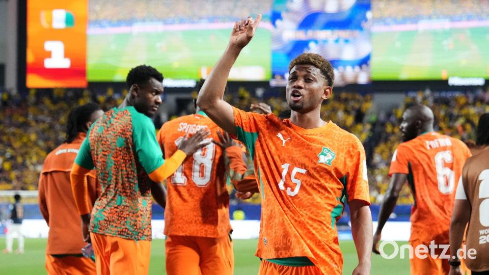 Später Siegtorschütze: Amad Diallo traf in der 90. Minute. Bild: Petr David Josek/AP/dpa