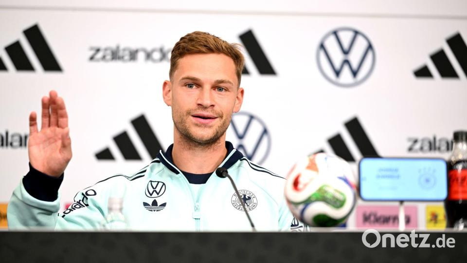Joshua Kimmich kann die Kritik an Leroy Sané nicht verstehen. Bild: Federico Gambarini/dpa