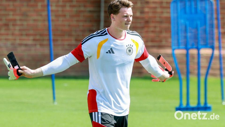 Sammelte früh wichtige Spielpraxis in Fürth: Bayern-Keeper Jonas Urbig. (Archivbild) Bild: Jan Woitas/dpa