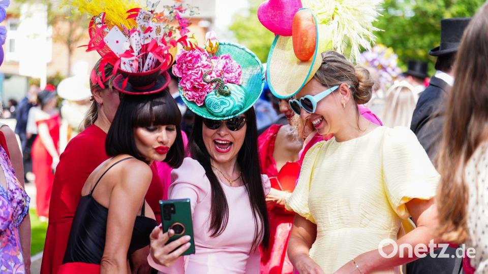 Hutparade in Ascot Bild: Mike Egerton/PA Wire/dpa