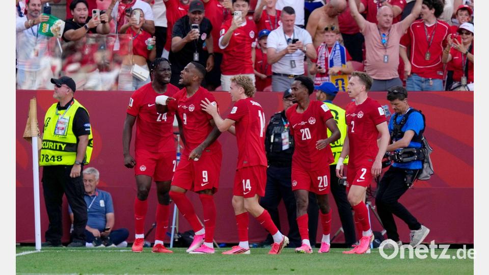 Wollen auch gegen Katar jubeln: Die Profis von WM-Co-Gastgeber Kanada. (Archivbild) Bild: Chris Young/The Canadian Press/AP/dpa
