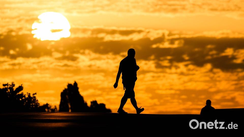 Durch den Klimawandel werden Hitzetage häufiger und intensiver. Bild: Julian Stratenschulte/dpa