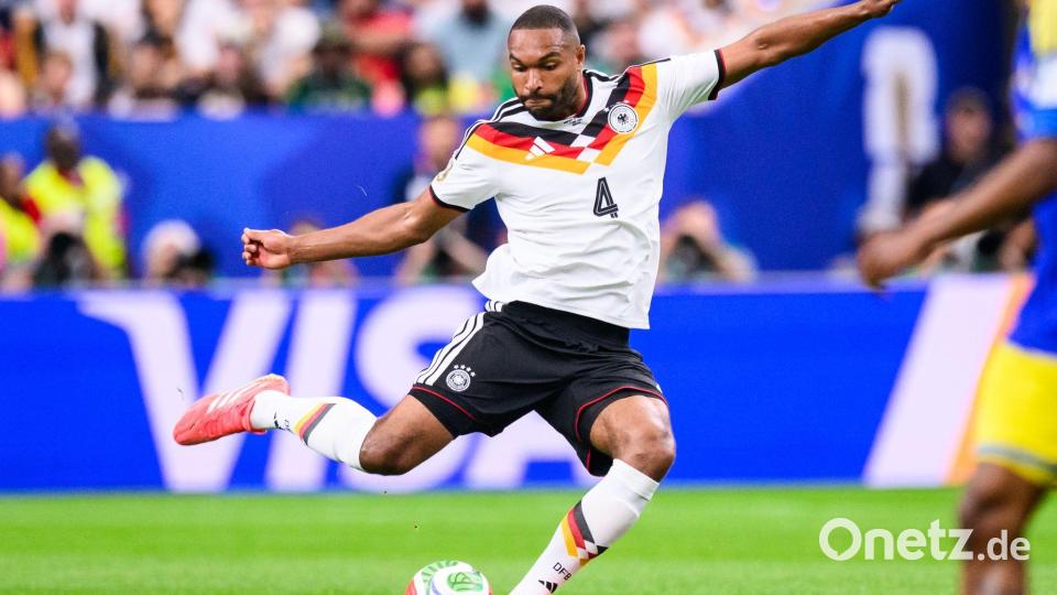 „Er ist der neue Chef“, sagt Antonio Rüdiger über Jonathan Tah. Bild: Tom Weller/dpa