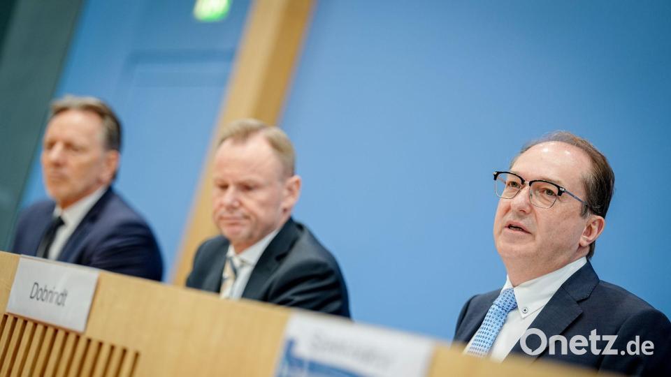 Vorsitzender der Innenministerkonferenz von Bund und Ländern ist aktuell Hamburgs Innensenator, Andy Grote (M). (Archivbild) Bild: Kay Nietfeld/dpa