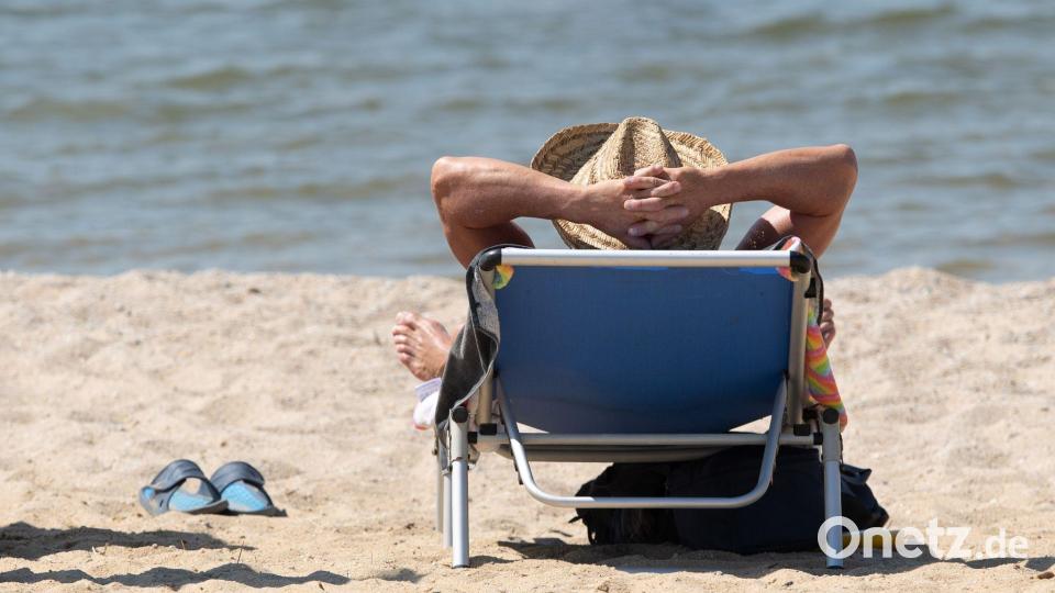 Ab Donnerstag soll es vor allem im Südwesten sehr heiß werden, der DWD warnt vor gesundheitlichen Auswirkungen. Bild: Sebastian Kahnert/dpa-Zentralbild/dpa