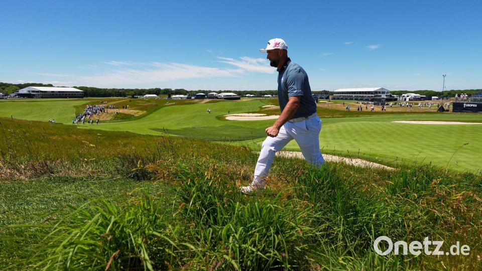 Auch Spaniens Golfstar Jon Rahm hat Respekt vor dem hohen Rough im Shinnecock Hills Golf Club. Bild: David J. Phillip/AP/dpa