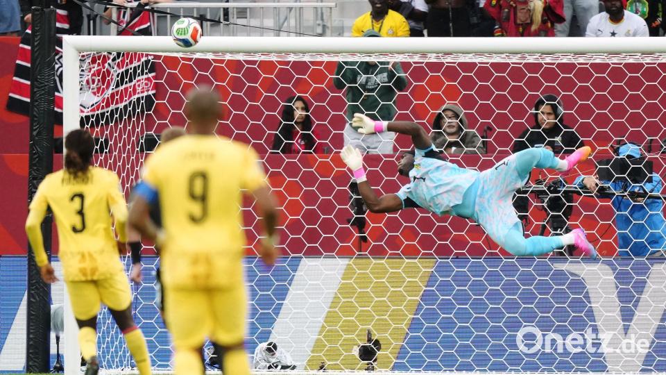 Solche Szenen waren rar im Duell zwischen Ghana und Panama. Bild: Nathan Denette/The Canadian Press/AP/dpa
