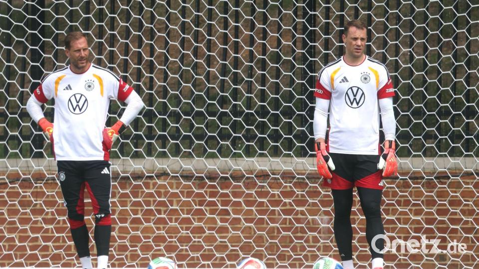 Oliver Baumann (l.) musste für Neuer (r.) den Platz im DFB-Tor wieder räumen. Bild: Jan Woitas/dpa