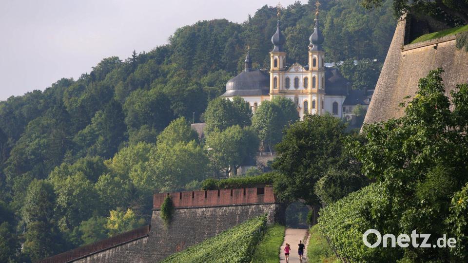 Das Käppele liegt unweit der Festung Marienberg. (Archivbild) Bild: picture alliance / Karl-Josef Hildenbrand/dpa