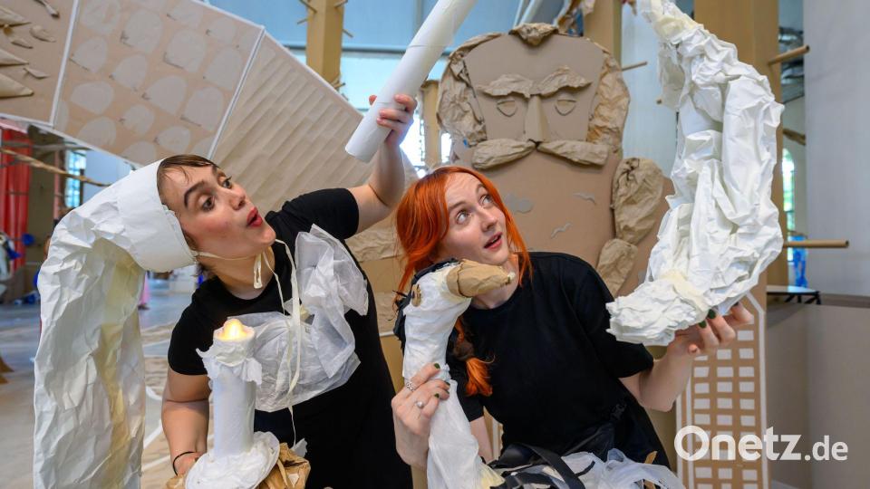 Von Pop-Oper bis VR: „Theater der Welt“ startet in Chemnitz mit „Paper Planet“ Bild: Hendrik Schmidt/dpa