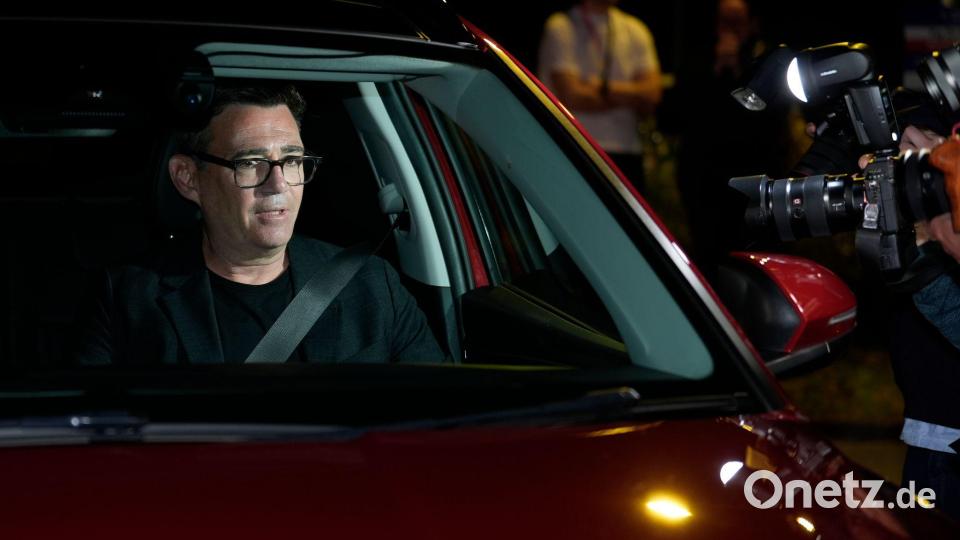 Mit dem Auto ging es für den Sieger weiter. Bild: Peter Byrne/PA Wire/dpa