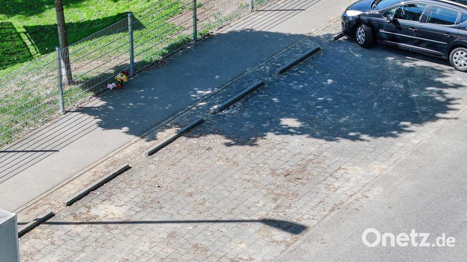 Die Obduktion hat die Ermittler ein Stück weitergebracht. (Archiv) Bild: Jason Tschepljakow/dpa