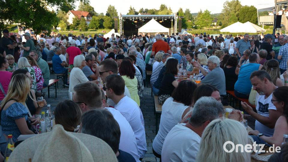 Rund 2500 Zuhörer ließen sich die Show nicht entgehen. Bild: Josef Rosner