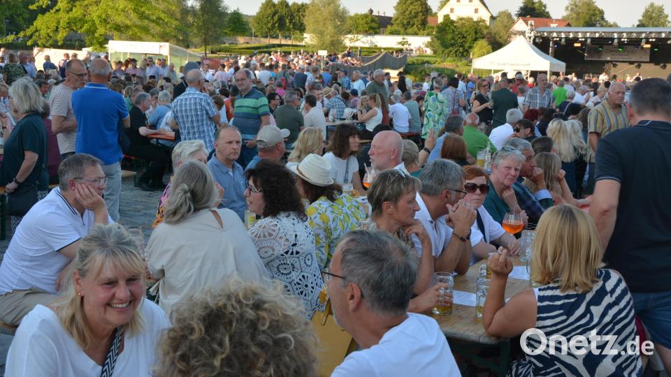 Volles Haus im Fischhofpark, immer wieder ein beeindruckendes Bild. Bild: Josef Rosner