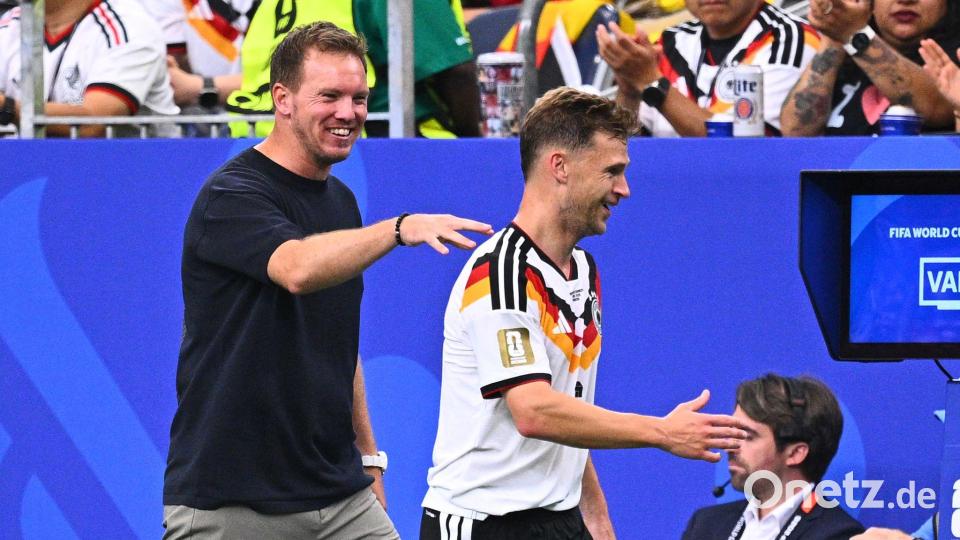 Nagelsmann und Kimmich pflegen einen engen Austauch zu den WM-Planungen. (Archivbild) Bild: Tom Weller/dpa