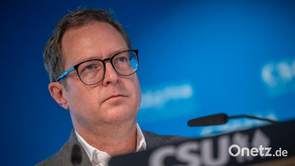 CSU-Generalsekretär Hubert wirft dem neuen Chef der Linken, Pantisano, einen katastrophalen Fehlstart vor und fordert seinen Rücktritt. Bild: Peter Kneffel/dpa