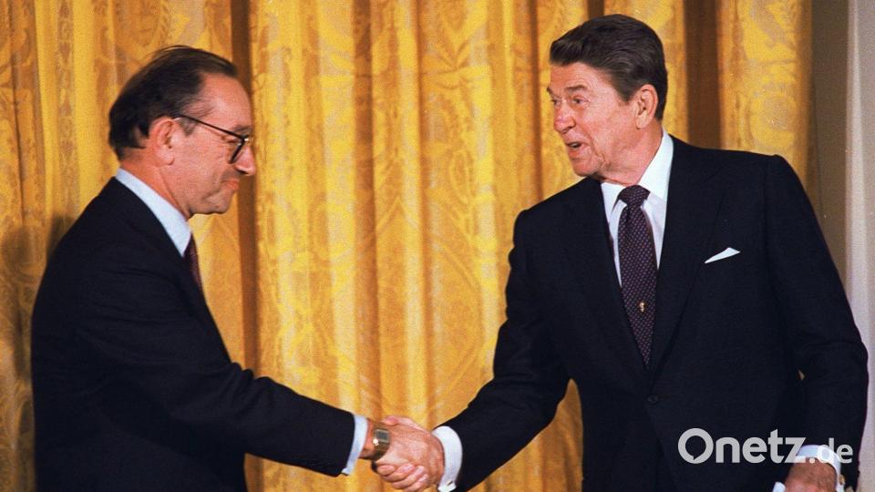 Greenspan prägte die Notenbank. (Archivbild) Bild: BARRY THUMMA/AP/dpa