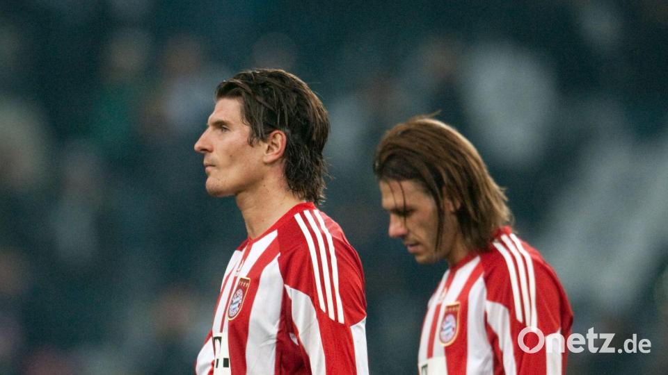 Die ehemaligen Bayern-Spieler Mario Gomez (l) und Martín Demichelis werden sich wohl bald im RB-Kosmos wiedersehen. (Archivbild) Bild: picture alliance / dpa