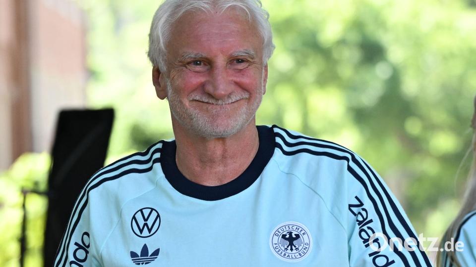 Rudi Völler ist ein wichtiger WM-Berater für Bundestrainer Nagelsmann. Bild: Federico Gambarini/dpa