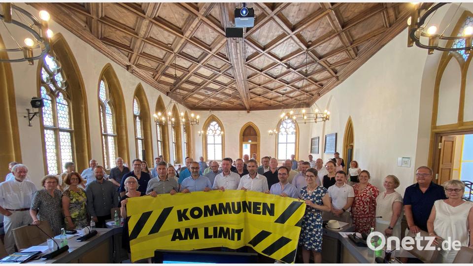 Auch der Stadtrat machte in seiner Sitzung am Montag deutlich, dass die Stunde geschlagen hat. Bild: Andreas Ascherl