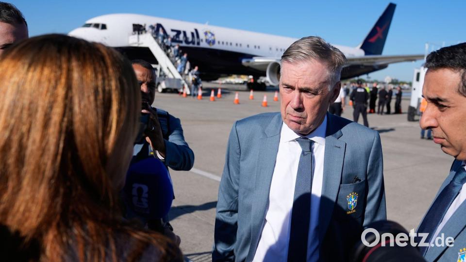 Kritische Fragen? Sind für den erfahrenen Carlo Ancelotti kein Problem. (Archivbild) Bild: Seth Wenig/AP/dpa