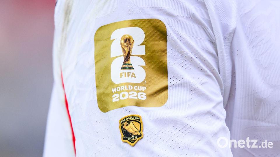 Ziert den Ärmel von Englands Kapitän Harry Kane: der Aufnäher für den Goldenen Schuh. Bild: Tom Weller/dpa
