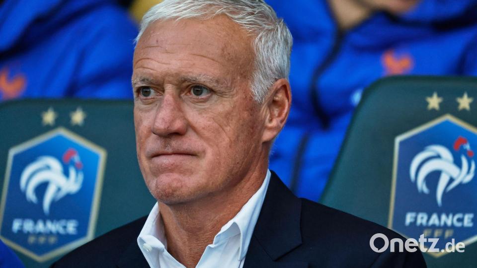 Trauert um seine Mutter: Frankreichs Nationaltrainer Didier Deschamps. (Archivbild) Bild: Jeremias Gonzalez/AP/dpa