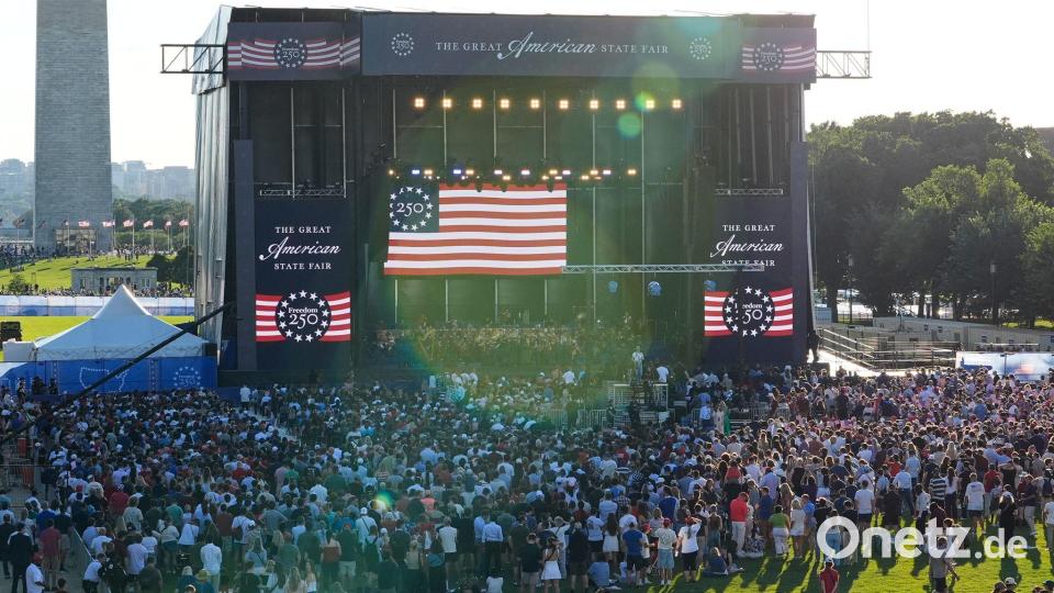 Zahlreiche Gäste versammelten sich zu den Feierlichkeiten im Herzen von Washington. Bild: Jen Golbeck/AP/dpa