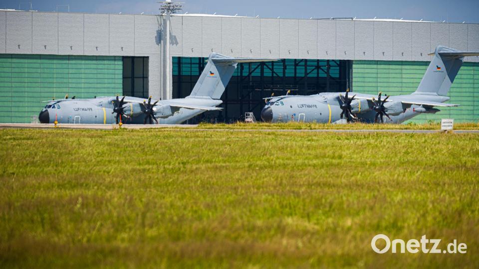 Der A400M kann laut Bundesregierung bis zu 16 Tonnen Material und Personal transportieren. Bild: Moritz Frankenberg/dpa