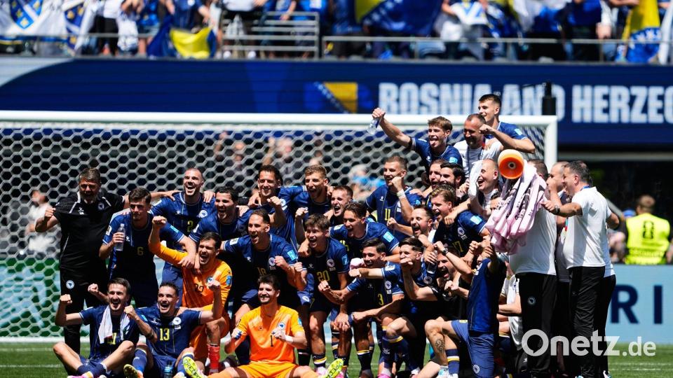 Bosnien-Herzegowina darf bei der WM auch im Sechzehntelfinale antreten. Bild: Lindsey Wasson/AP/dpa