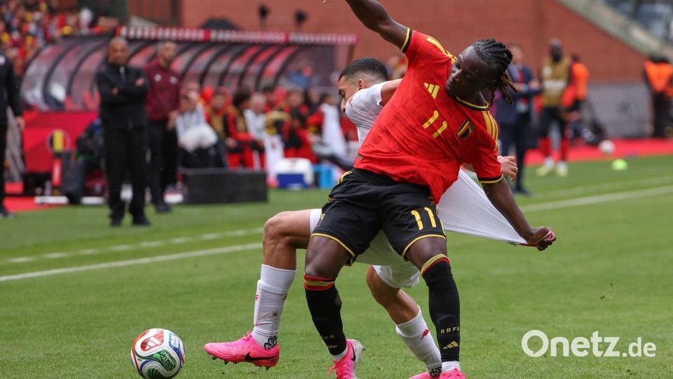 Jeremy Doku verpasste das Spiel gegen den Iran wegen der Geburt seines Sohnes. (Archivbild) Bild: Omar Havana/AP/dpa