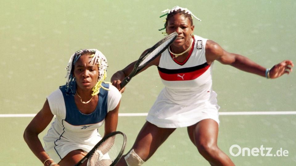 Als alles begann: Venus Williams und Serena Williams im Doppel. (Archivbild) Bild: picture alliance / dpa