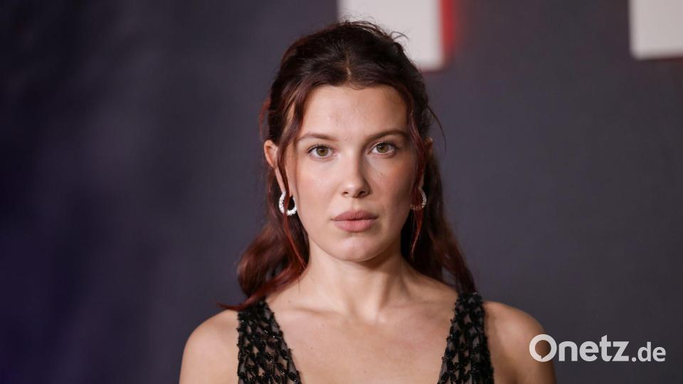 „Stranger Things“-Star Millie Bobby Brown preist ihren Schwiegervater Jon Bon Jovi für seine Fürsorglichkeit mit ihrer kleinen Tochter. (Archivbild) Bild: Andrew Park/Invision/dpa