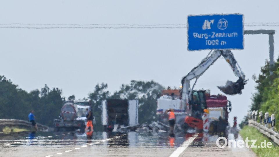 Hohe Temperaturen können auf Autobahnen zu gefährlichen Fahrbahnschäden führen – zuletzt war das etwa auf der A2 der Fall. Bild: Klaus-Dietmar Gabbert/dpa