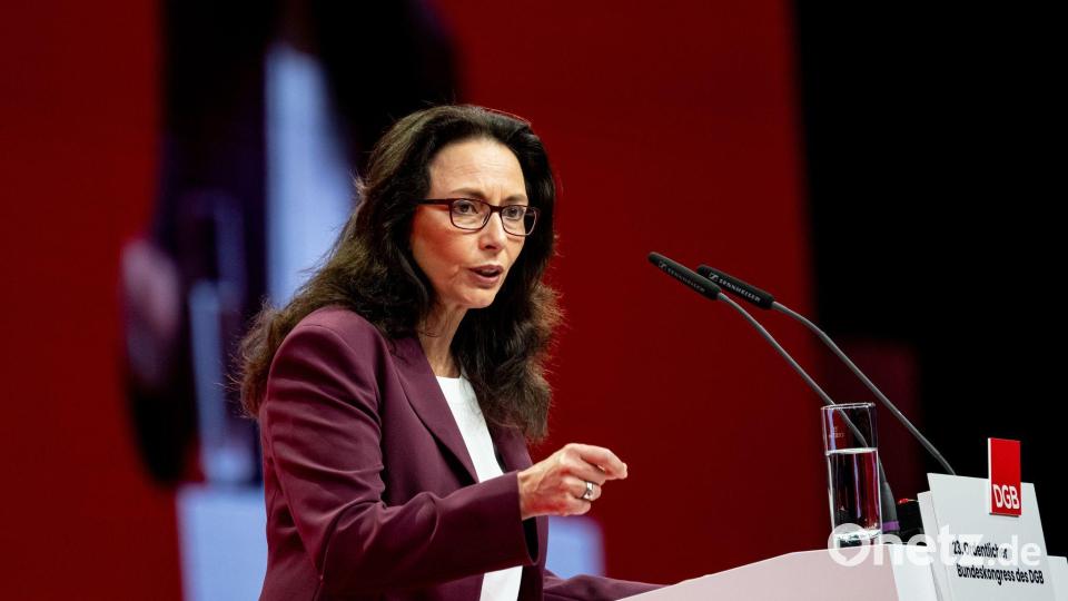 DGB-Chefin Yasmin Fahimi hatte im Januar ihre eigene Rentenkommission berufen. (Archivbild) Bild: Fabian Sommer/dpa