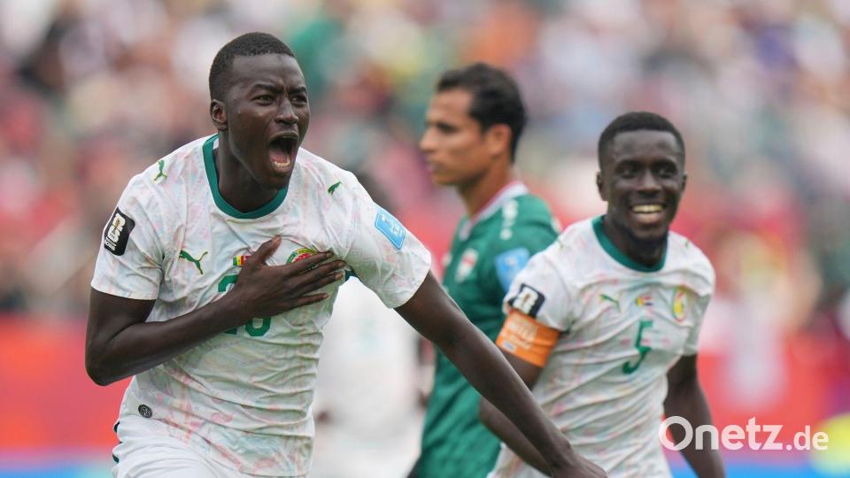 Traf nach seiner Einwechslung doppelt: Pape Gueye. Bild: Stephanie Scarbrough/AP/dpa