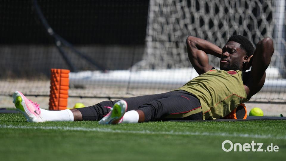 Alphonso Davies war bei der WM bisher nur in der Zuschauerrolle. (Archivbild) Bild: Abbie Parr/AP/dpa