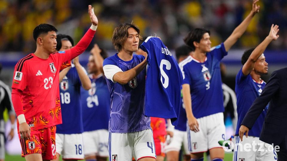 Freuen sich auf das Duell mit Brasilien: Die japanischen Spieler- Bild: Julio Cortez/AP/dpa