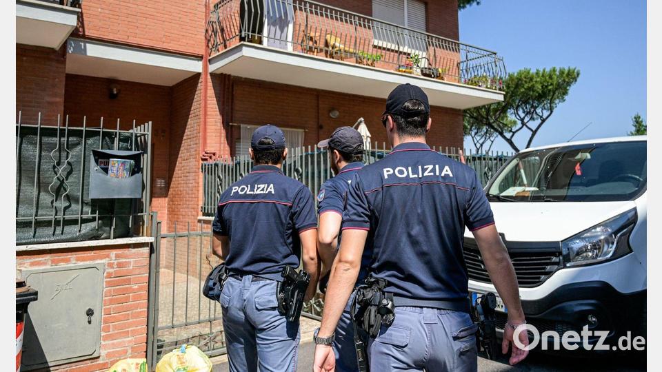 Nach dem Mord an einem Ehepaar und ihrer kleinen Tochter in Rom fahndet die italienische Polizei nach einem Verdächtigen, bei dem es sich um einen Bekannten der Familie handeln soll. Bild: Valentina Stefanelli/LaPresse via ZUMA Press/dpa